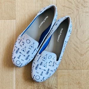 New Hush Puppies leather flats with blue stitching